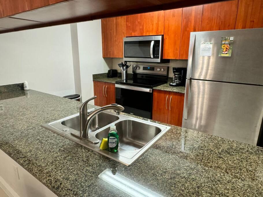 36th-floor Ocean View Brickell Apartment
